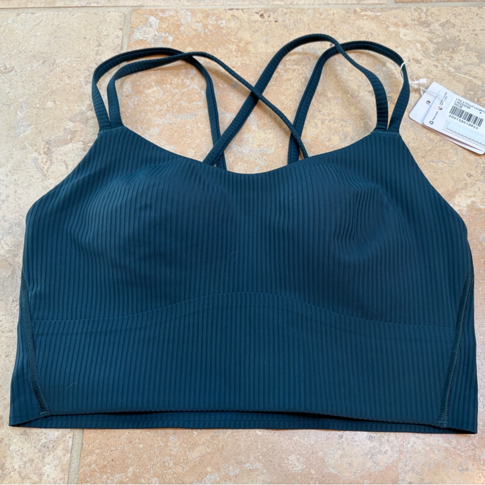 Lululemon women’s Like a Cloud Longline Ribbed Sports Bra- NWT